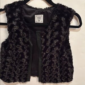 NWT Mac & Jac Women's Dark Faux Fur Vest black M